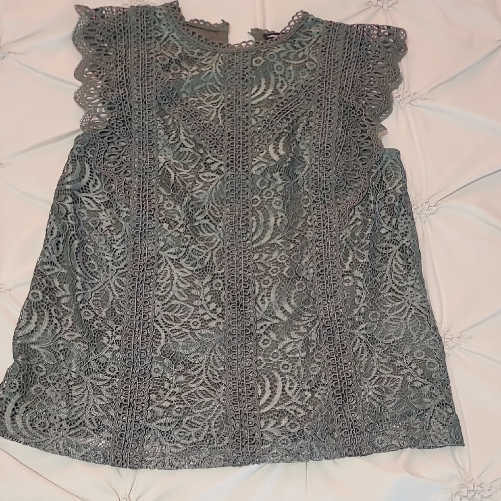 Cable & Gauge Lace Blouse - Olive GREEN y